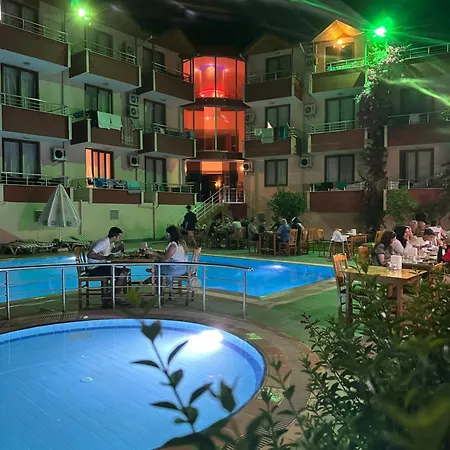 酒店 Yazici 阿德拉桑